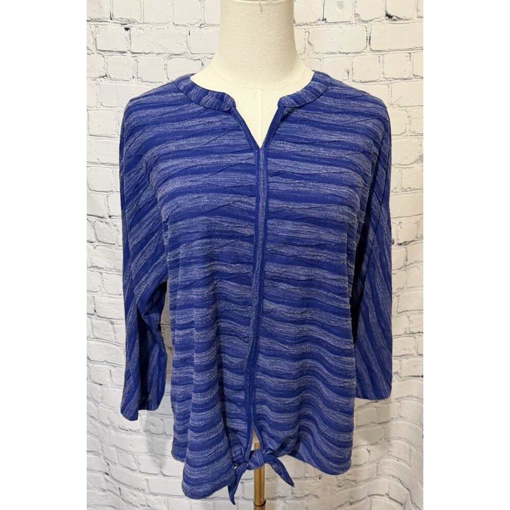 Chico's Size 2 / Large Wave Texture Tie-Front Top Magnetic Blue Short Sleeve